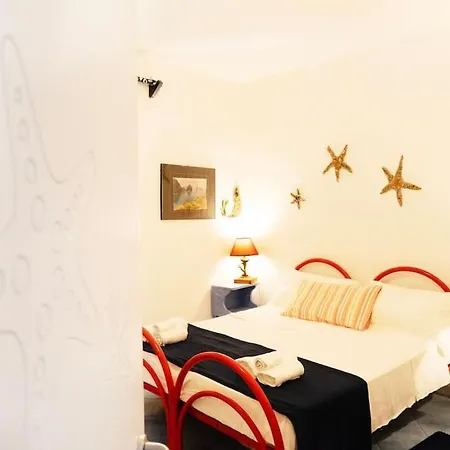 Bello, Comodo E Con Vista Mare.