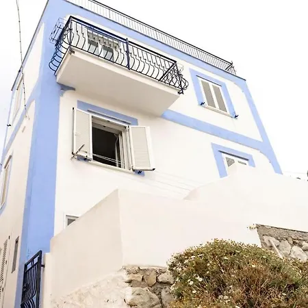 Bello, Comodo E Con Vista Mare.