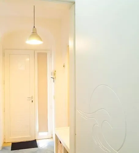 Bello, Comodo E Con Vista Mare. Ponza